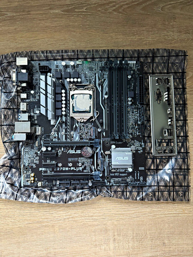 Intel 7700k 2ghz - 4.2ghz, asus